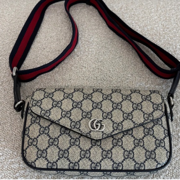 Authentic GUCCI Ophidia leather-trimmed printed coated-canvas shoulder bag - Picture 1 of 11